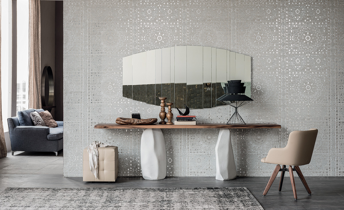 1513326018822638.jpg cattelan4.jpg