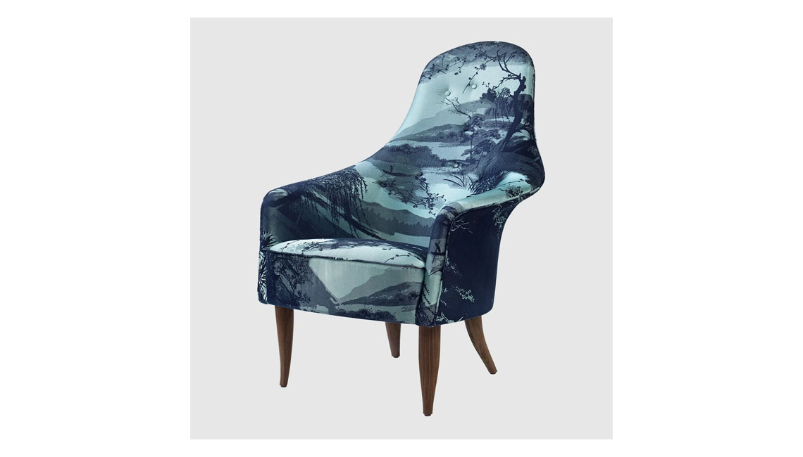 Adam Lounge Chair in Dedar A Contre-Jour (003 Blu Alba)休闲椅
