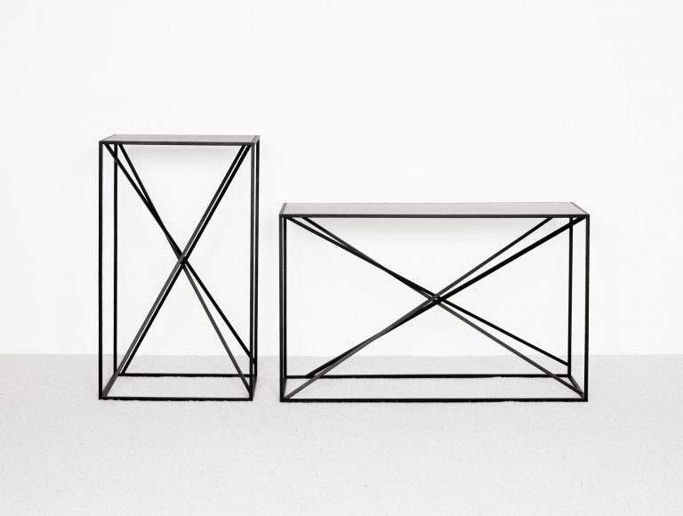 IXO CONSOLE玄关桌