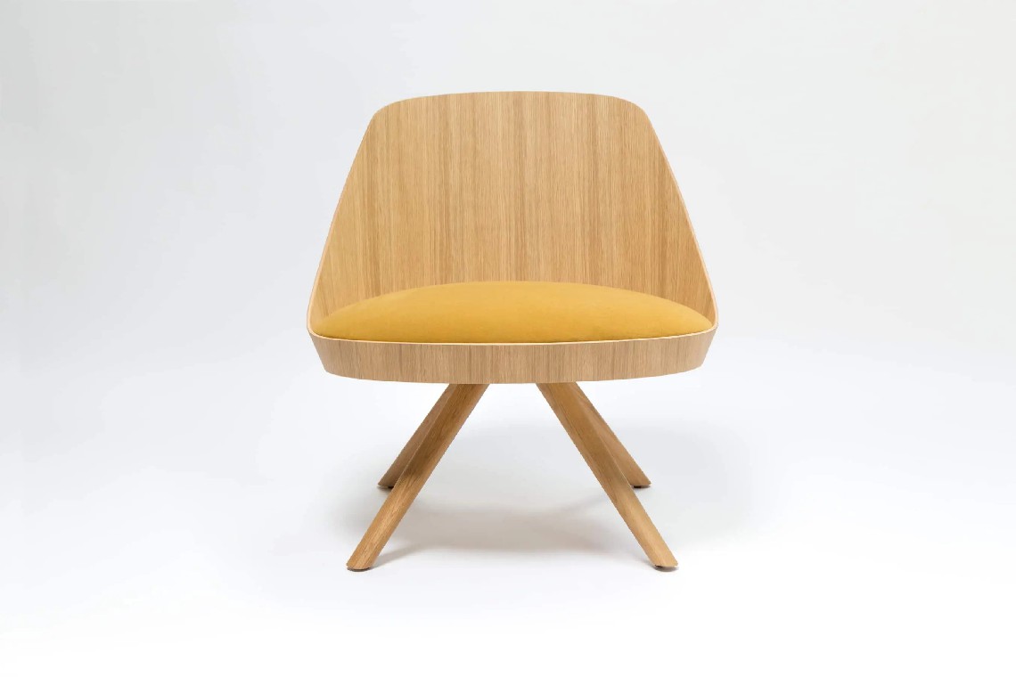 eneaKaiak lounge spin wood休闲椅