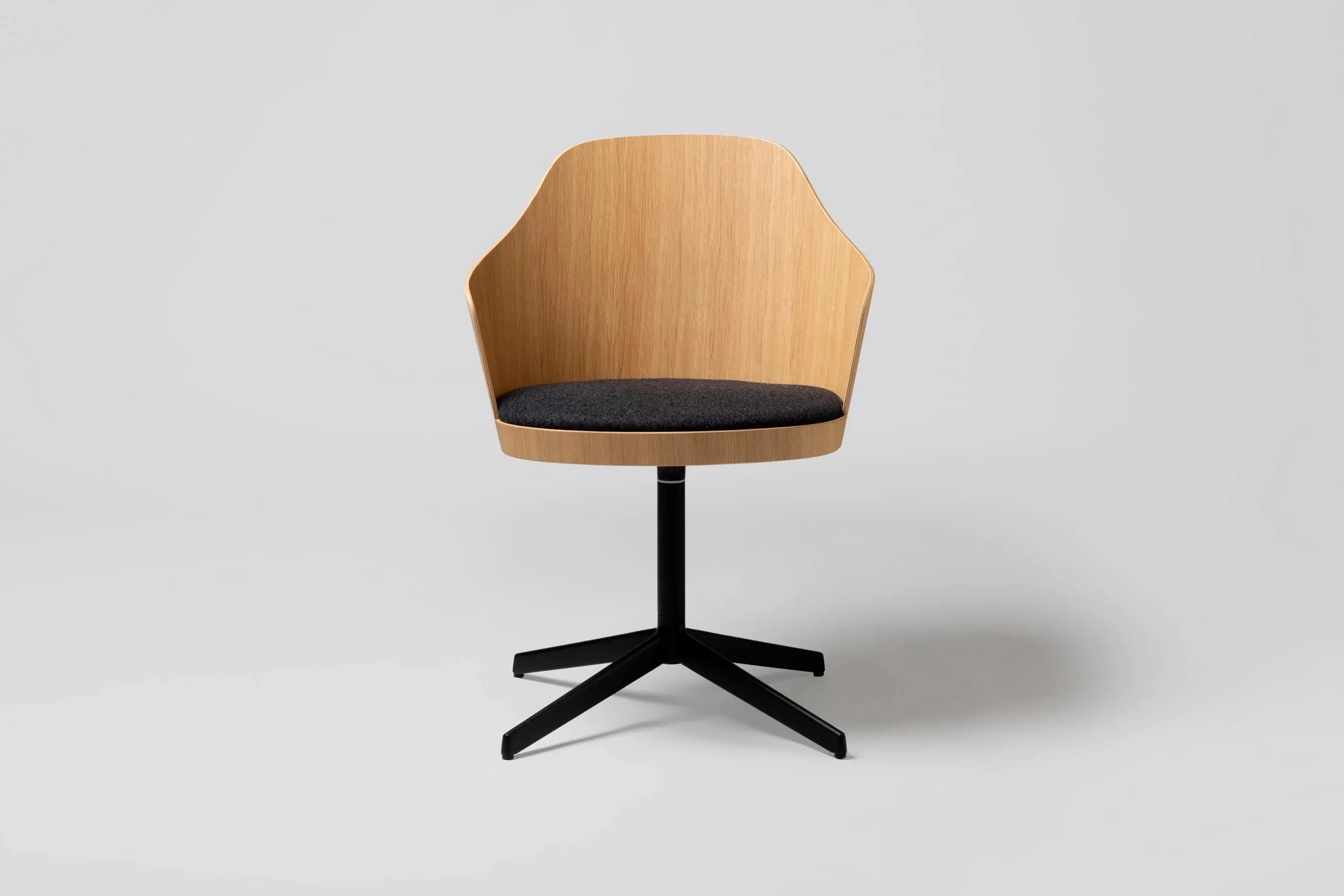 eneaKaiak confident chair休闲椅