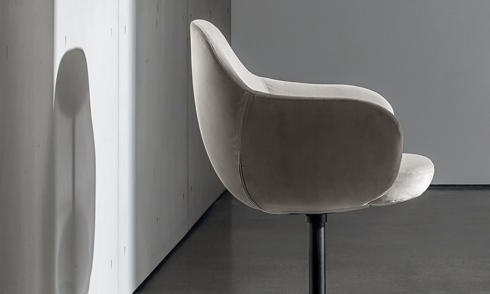 La nuova Cadira girevole休闲椅